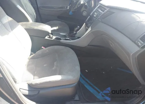 2013 Hyundai Sonata Gls z USA, uszkodzony, nr VIN 5NPEB4AC2DH505899